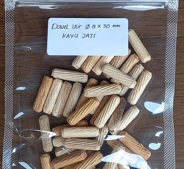 Produsen Dowel Kayu Ulir dan Polos (12) Produsen Dowel Kayu Ulir dan Polos (12)