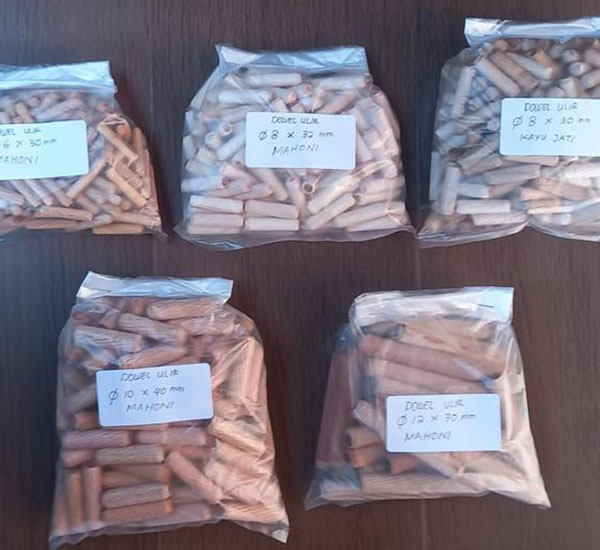 Produsen Dowel Kayu Ulir dan Polos (14) Produsen Dowel Kayu Ulir dan Polos (14)