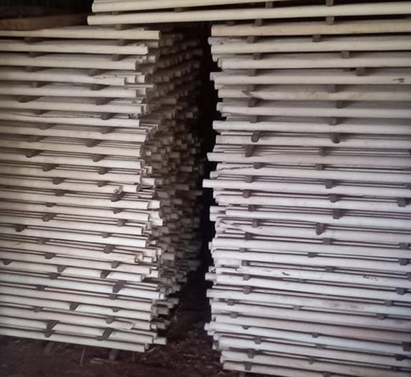 Produsen Dowel Kayu Ulir dan Polos (18) Produsen Dowel Kayu Ulir dan Polos (18)